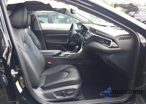 2018 Toyota Camry Xse z USA, uszkodzony, nr VIN 4T1B61HKXJU099807
